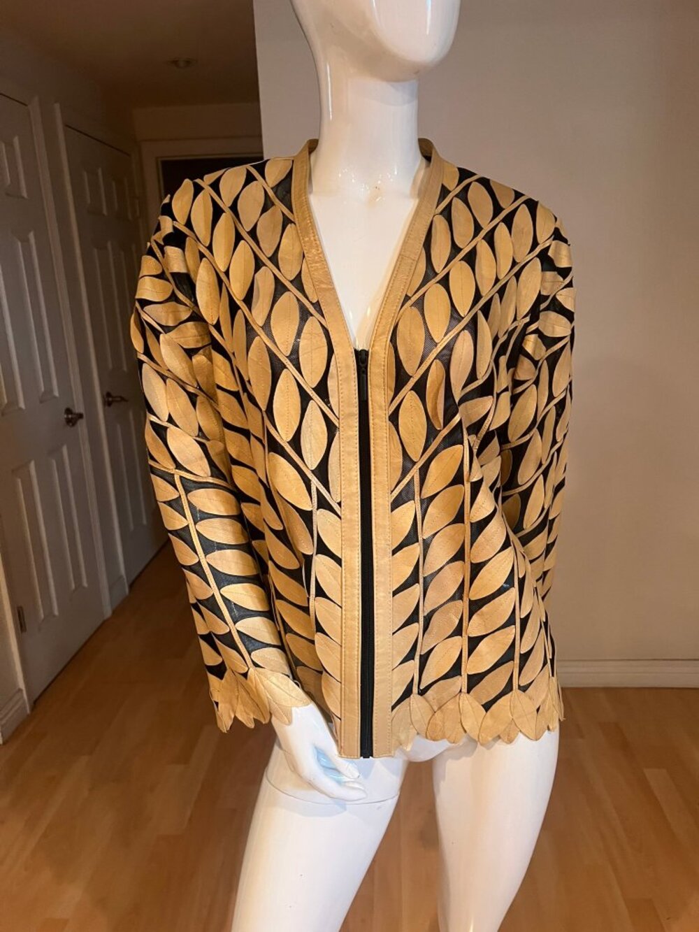 STILLMAN STUDIO LEAF PATTERN LEATHER CUTOUT ZIP JACKET SZ 1 X